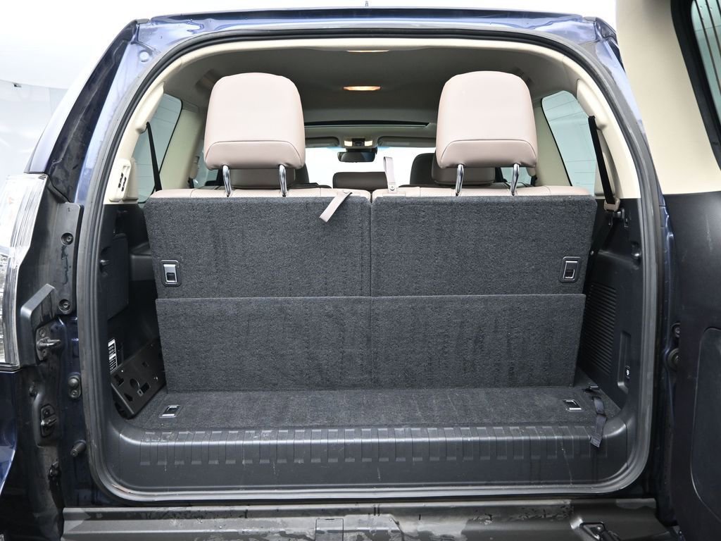 Used 2022 Lexus GX 460 Luxury image 32