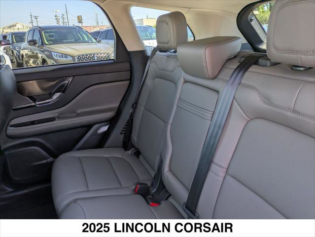 New 2025 Lincoln Corsair FWD w/ Equipment Group 101A image 12