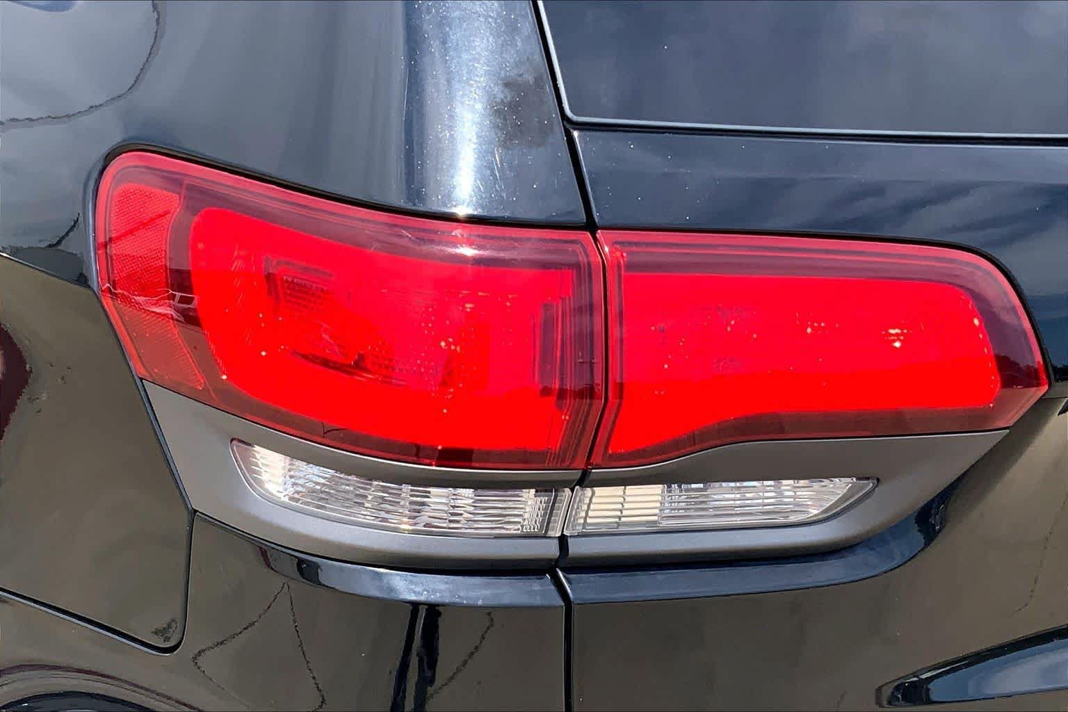 Used 2019 Jeep Grand Cherokee Trailhawk AWD/4WD image 27