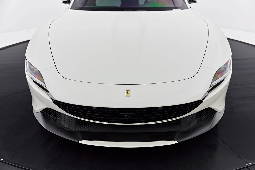 Used 2022 Ferrari Roma RWD image 19