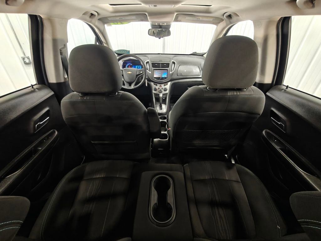 Used 2016 Chevrolet Trax LT w/ LT Sun and Sound Package image 27