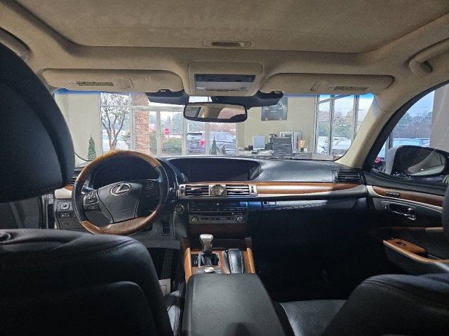 Used 2015 Lexus LS 460 L image 17