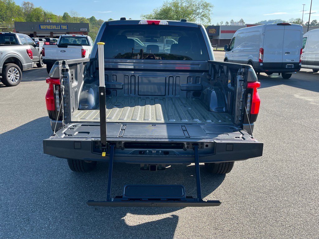 New 2025 Ford F150 Lightning Flash image 20