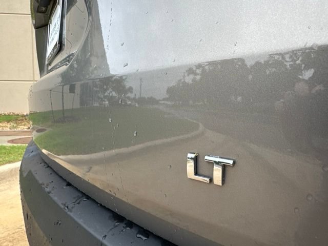 Used 2018 Chevrolet Traverse LT FWD image 18