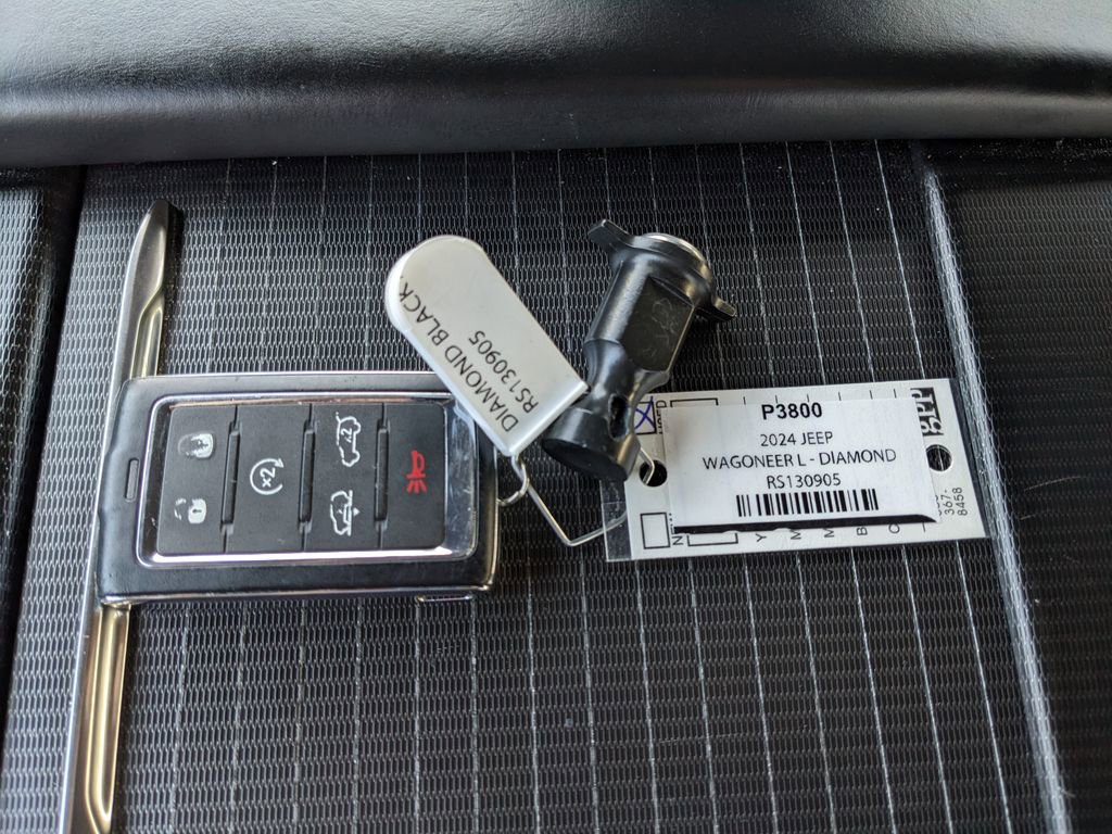 Certified 2024 Jeep Grand Wagoneer L Series II w/ Quick Order Packagew 28T image 30