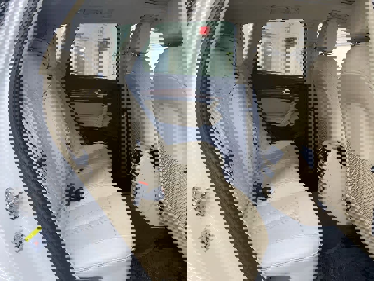 Used 2022 Audi Q5 e Prestige image 18