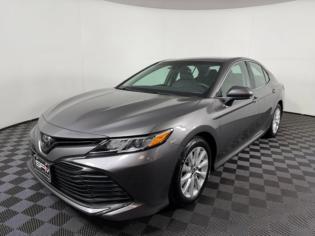 Used 2019 Toyota Camry LE FWD image 2
