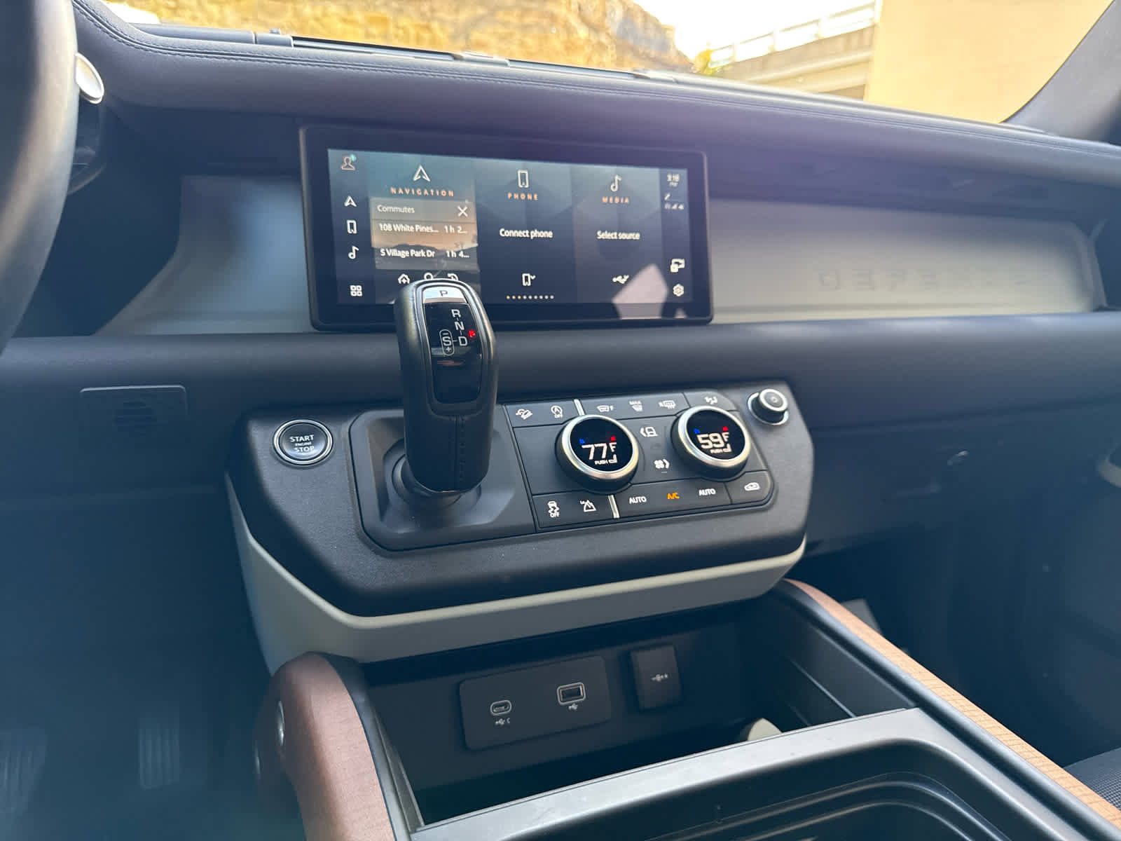 Certified 2023 Land Rover Defender 110 X-Dynamic SE image 9