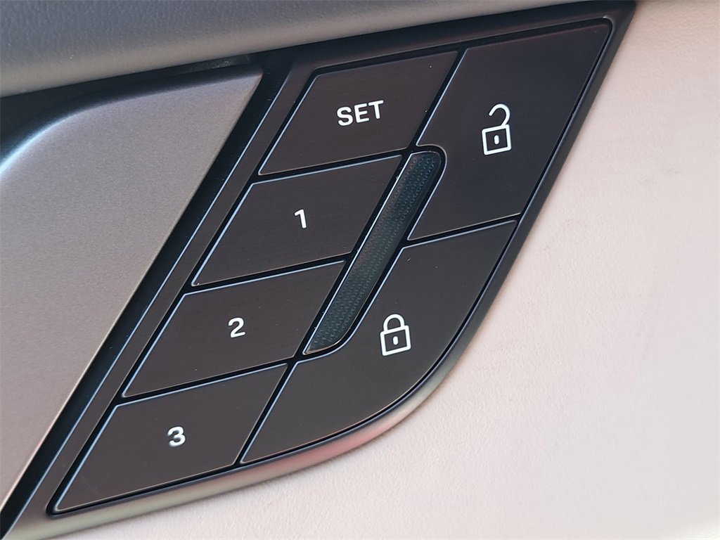 Certified 2025 Porsche 911 Carrera image 23
