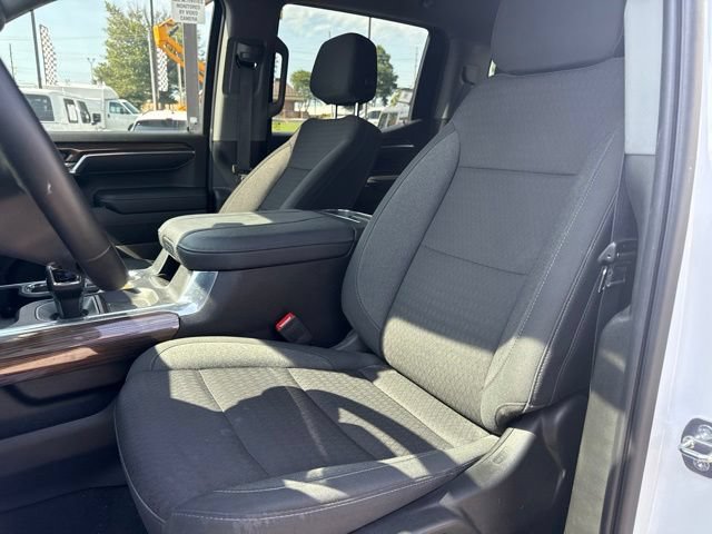 Used 2023 Chevrolet Silverado 1500 RST w/ Convenience Package II AWD/4WD image 9