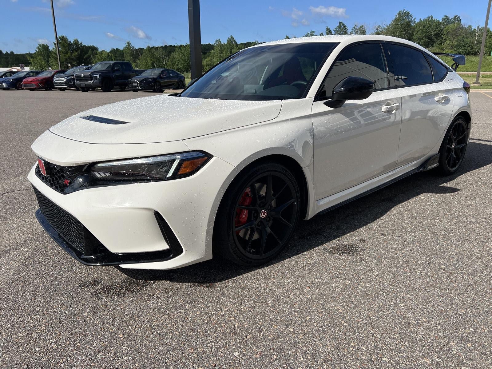 Used 2025 Honda Civic Type R image 5