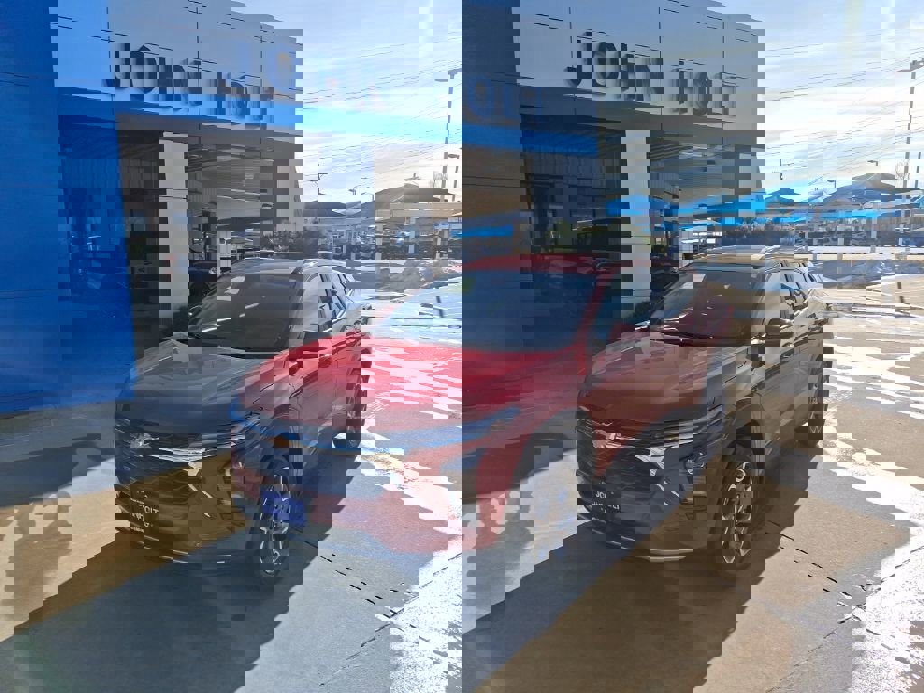 New 2026 Chevrolet Trax LT w/ Driver Confidence Package image 3