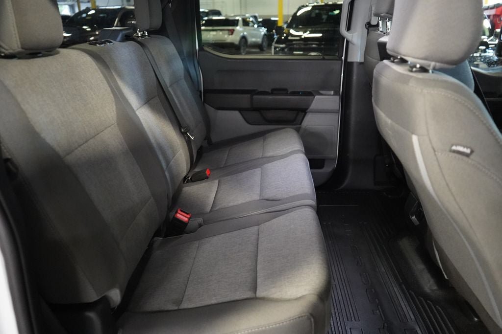 Used 2025 Ford F250 XL AWD/4WD image 23