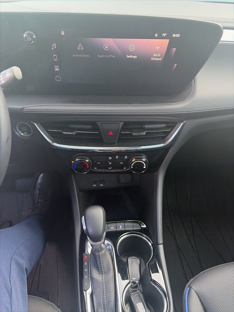 Used 2025 Buick Encore GX Sport Touring w/ Comfort Package image 9