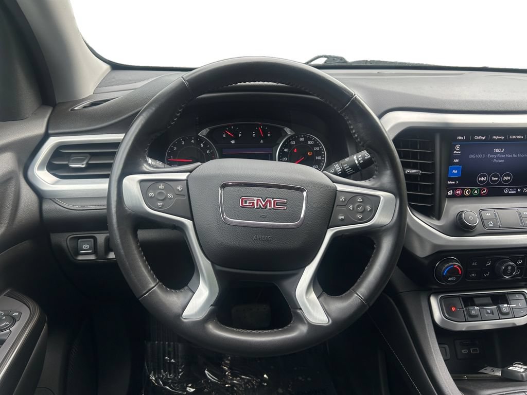 Used 2022 GMC Acadia SLT w/ LPO, Floor Liner Package AWD/4WD image 12