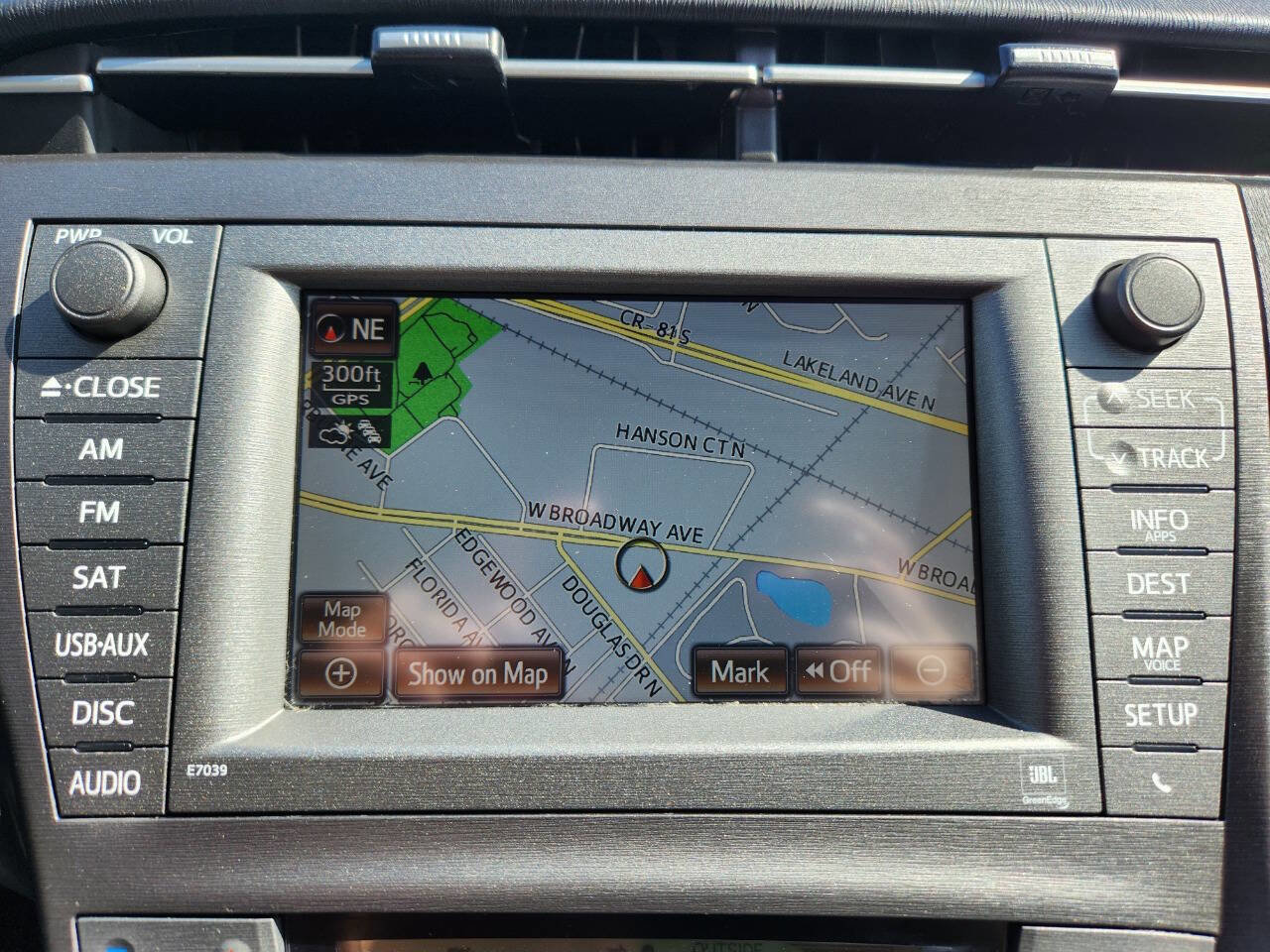 Used 2012 Toyota Prius Four w/ Deluxe Solar Roof Pkg FWD image 24