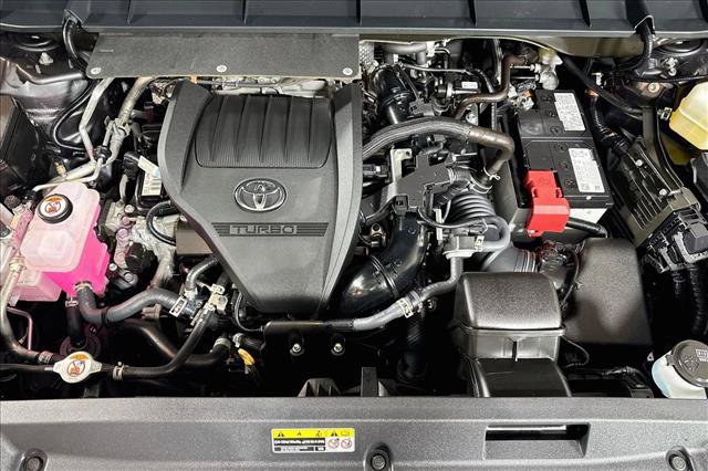 Used 2025 Toyota Highlander XSE AWD/4WD image 30