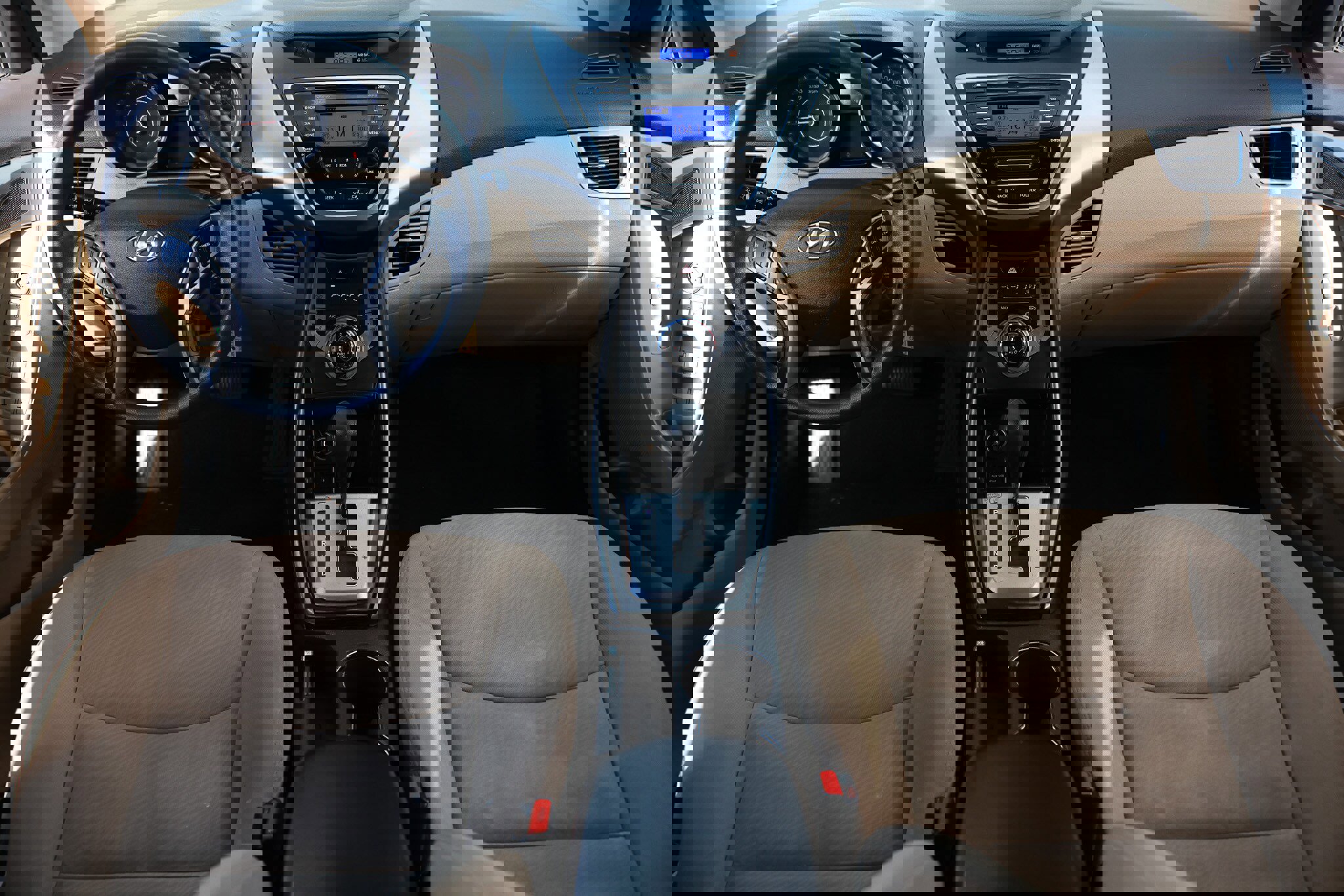 Used 2013 Hyundai Elantra GLS w/ Preferred Pkg image 26