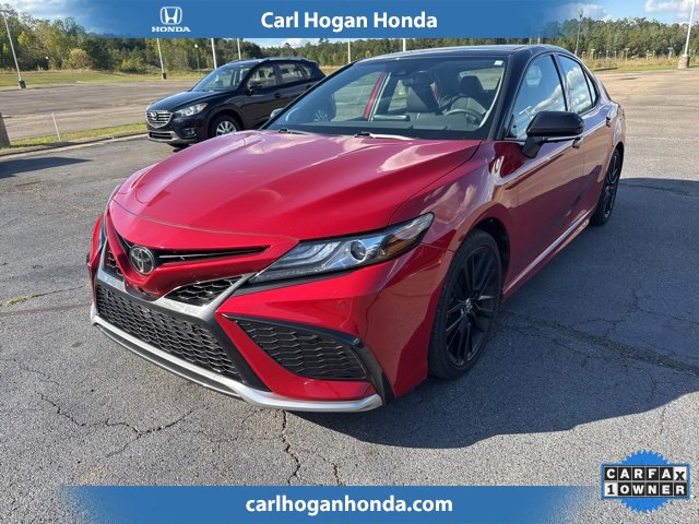 Used 2023 Toyota Camry XSE image 1