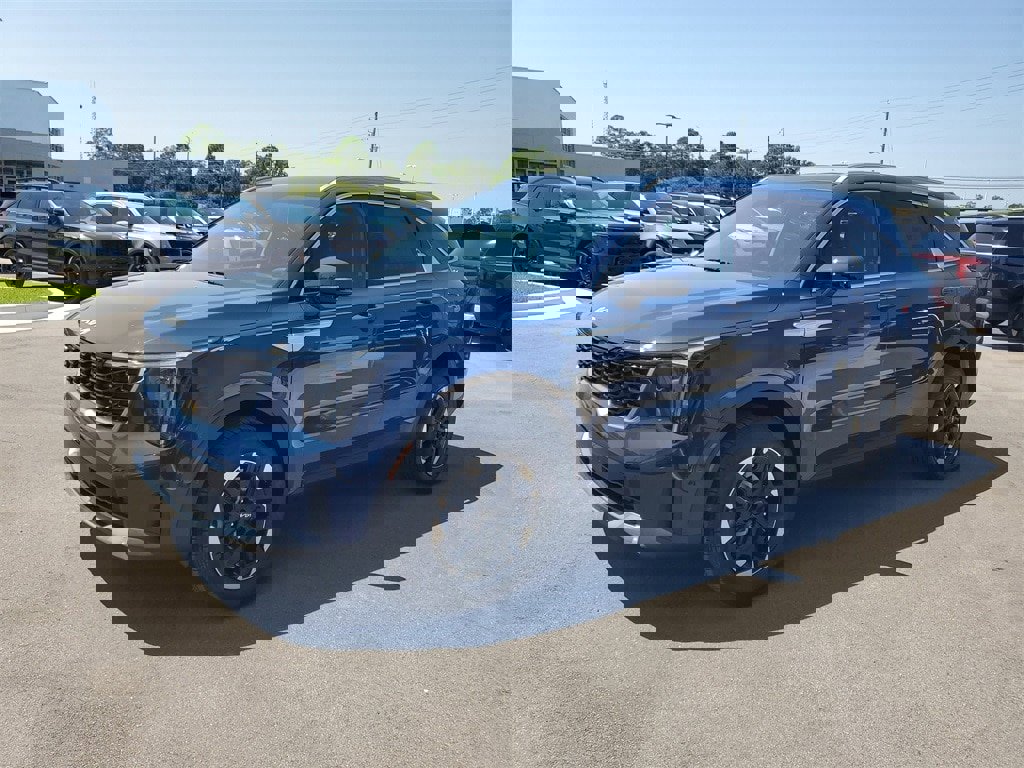 New 2026 Kia Sorento S image 2
