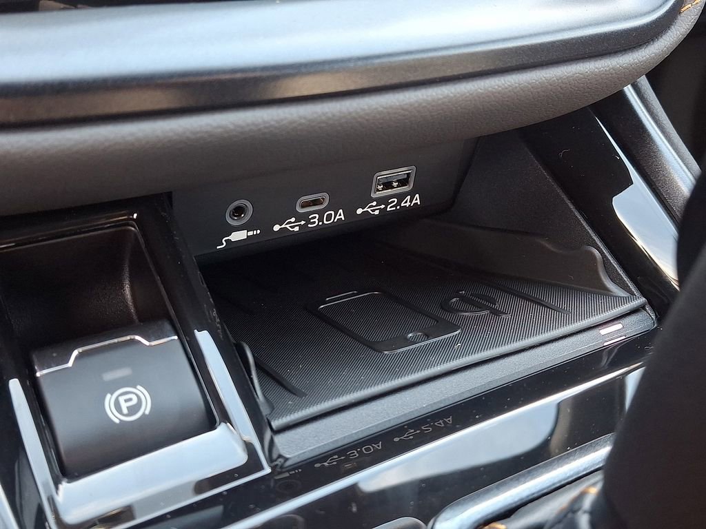 Used 2025 Subaru Outback Wilderness w/ Wilderness Package image 15