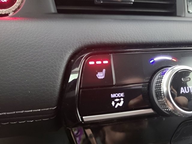 Used 2025 Honda Pilot EX-L image 32