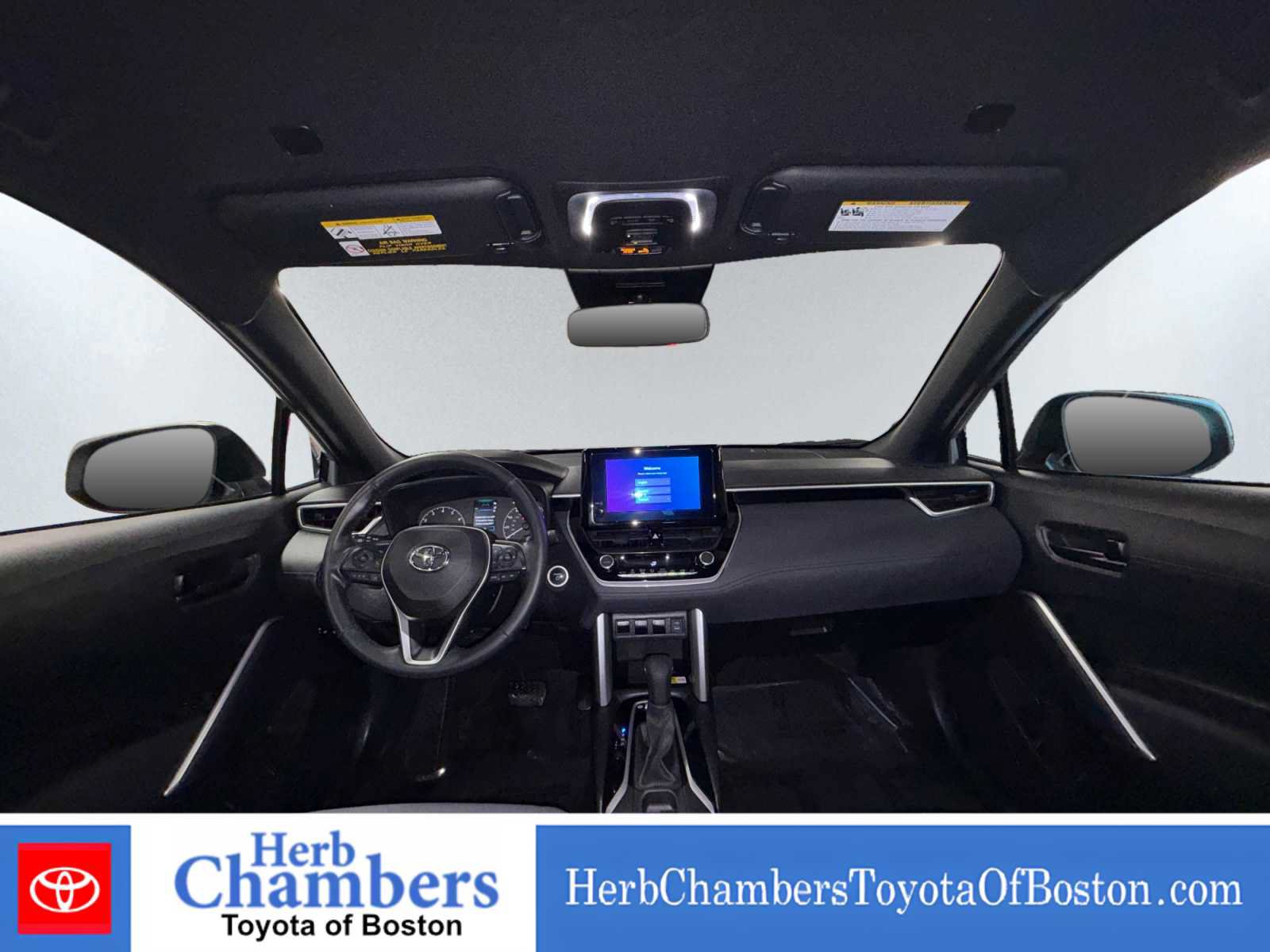 Used 2023 Toyota Corolla Cross AWD Hybrid image 6