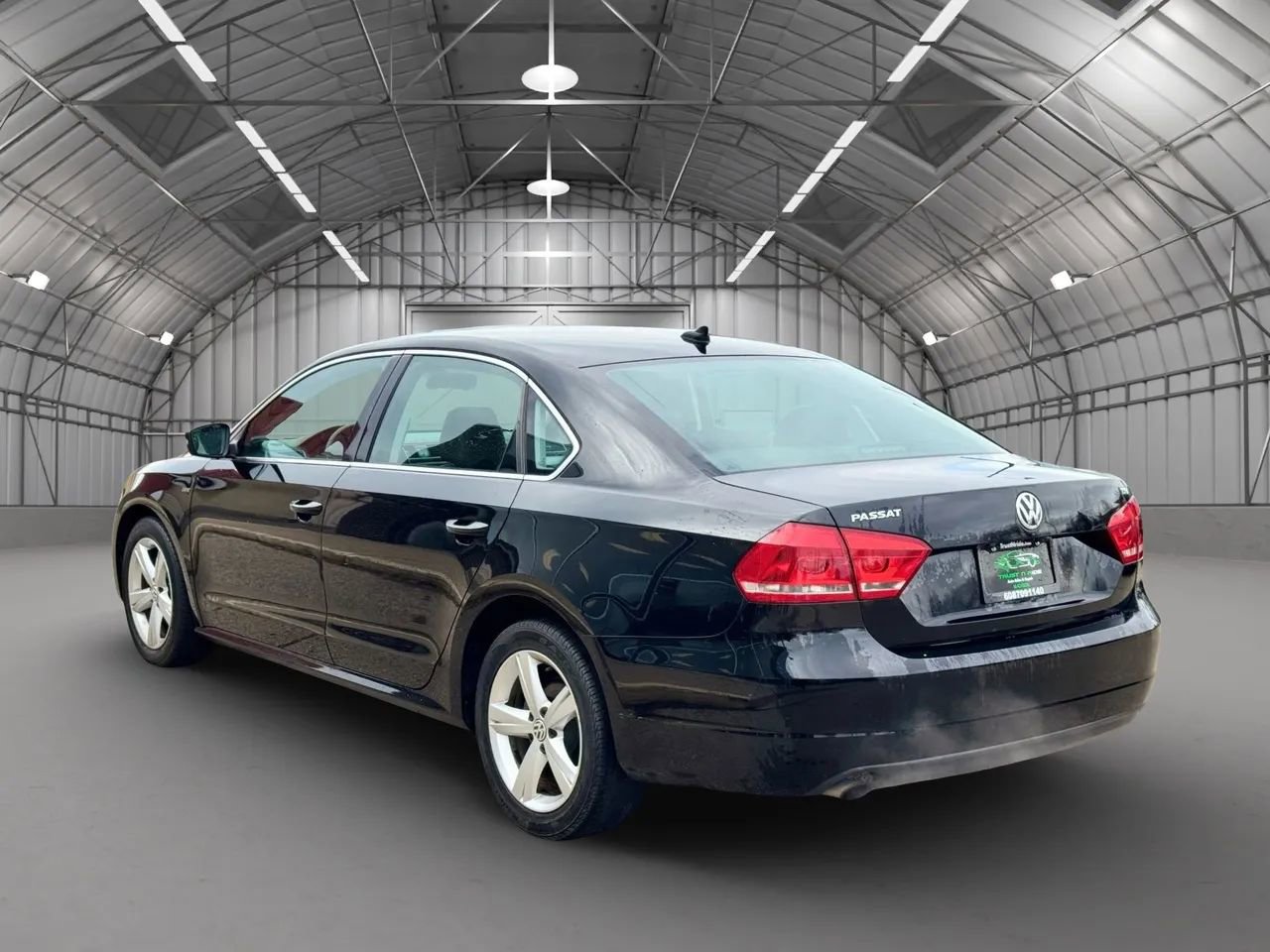 Used 2015 Volkswagen Passat 1.8T Limited Edition image 5