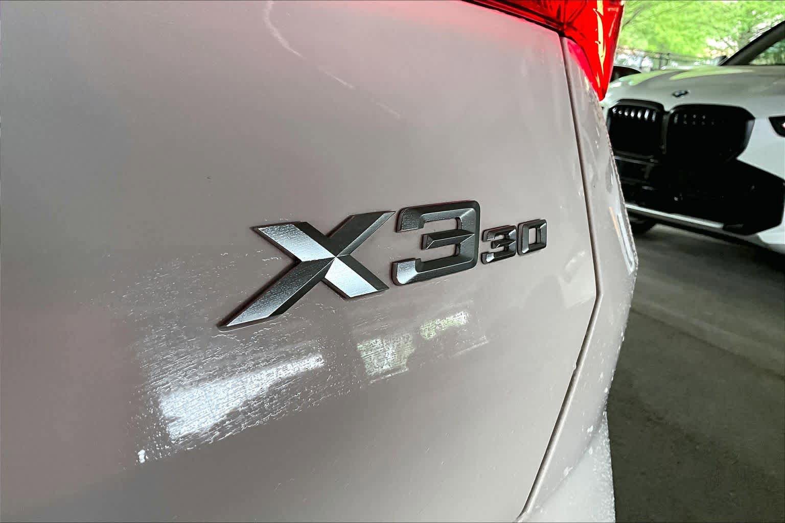 Certified 2025 BMW X3 xDrive30 w/ M Sport Package AWD/4WD image 9
