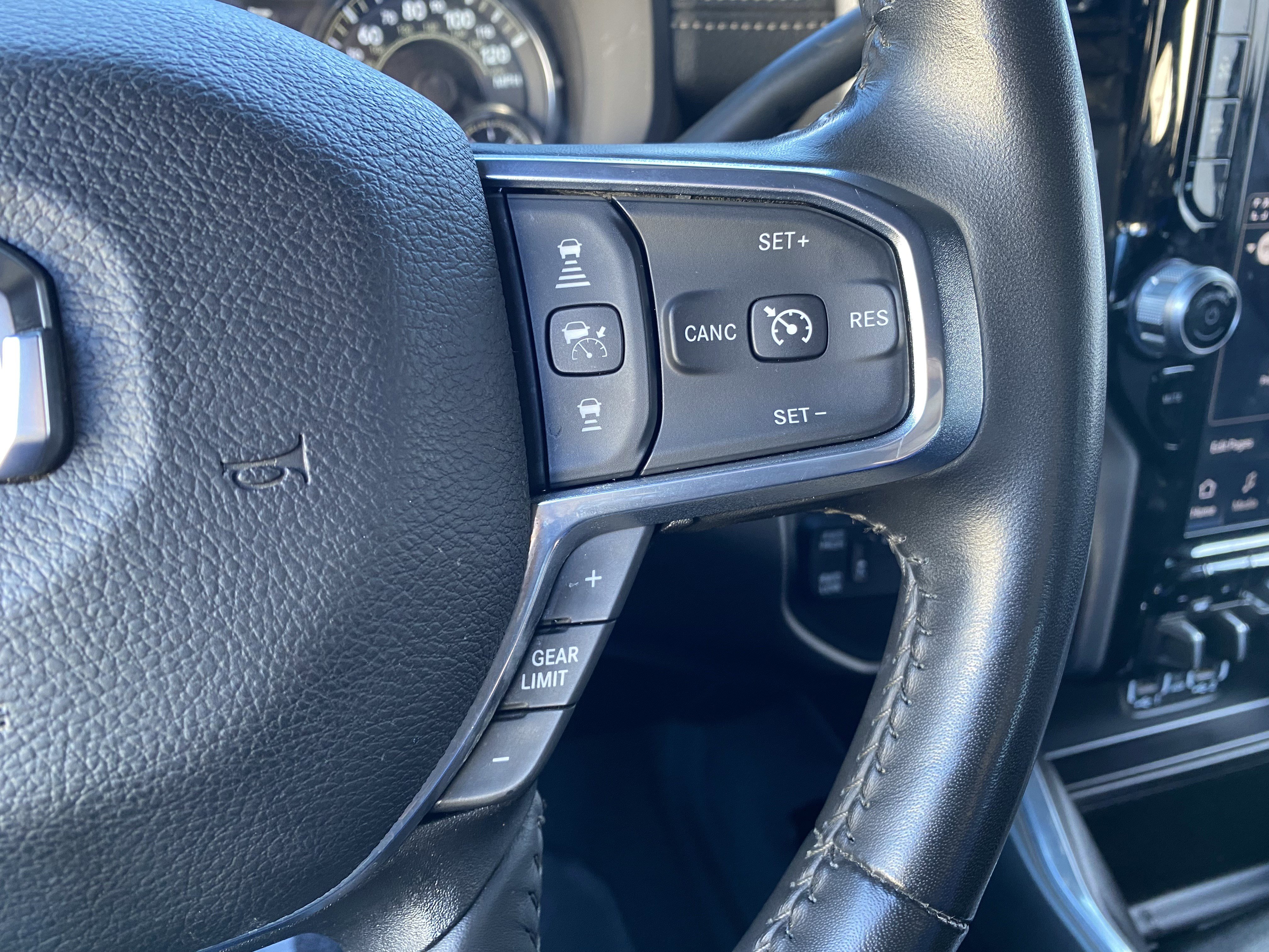 Used 2024 RAM 3500 Laramie w/ Night Edition image 22