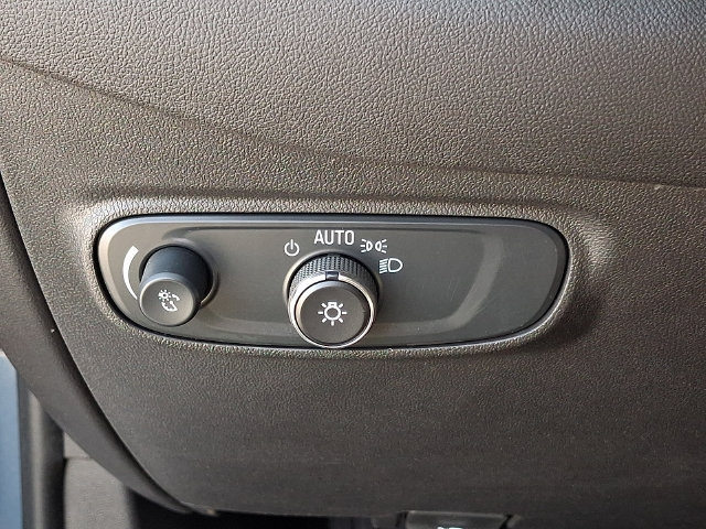 Certified 2024 Chevrolet Equinox LT AWD/4WD image 24