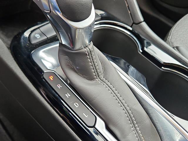 Certified 2025 Buick Encore GX Preferred w/ Comfort Package FWD image 19