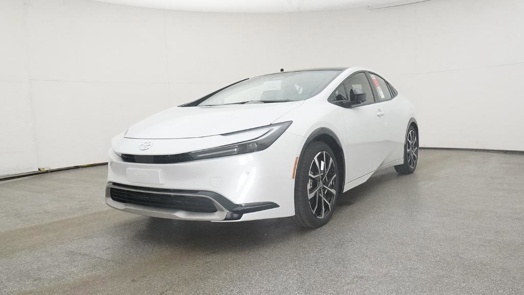 New 2026 Toyota Prius Plug-In Hybrid image 4
