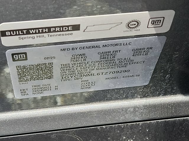 Certified 2026 Cadillac Vistiq Sport w/ LPO, Floor Liner Package AWD/4WD image 26