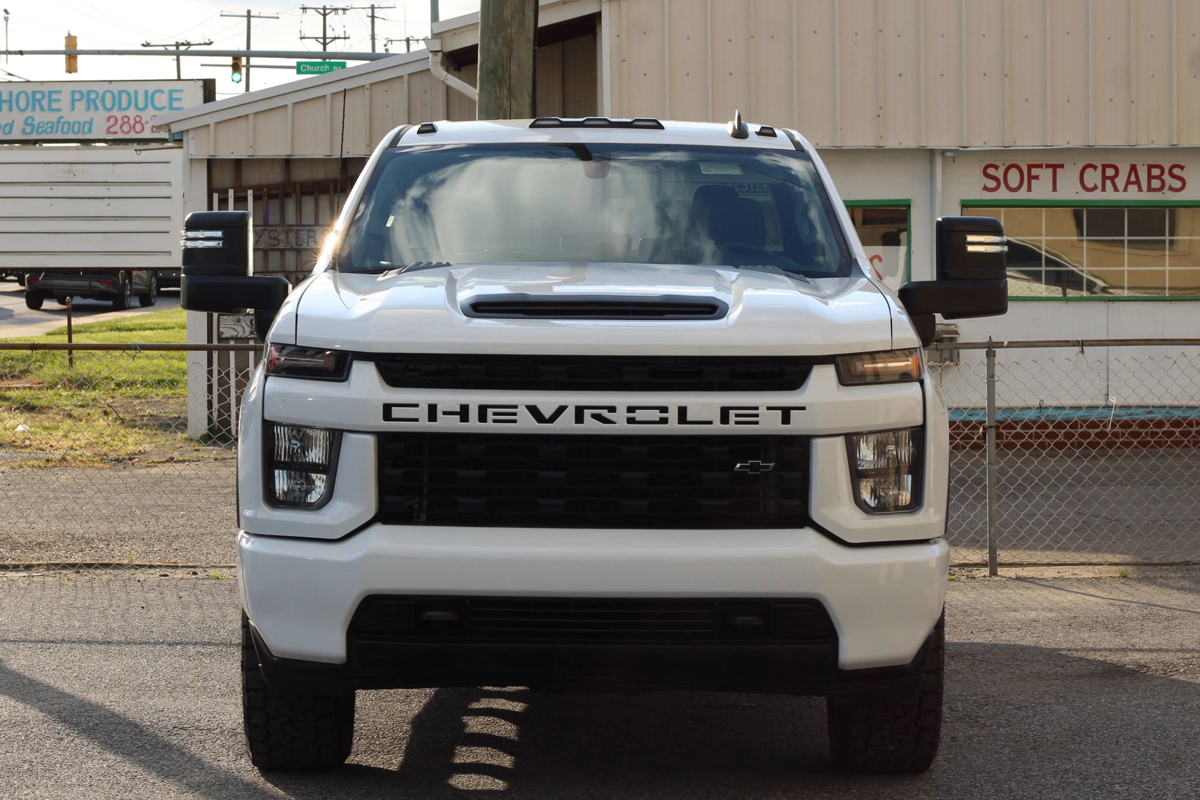 Used 2020 Chevrolet Silverado 2500 Custom w/ Custom Value Package image 2