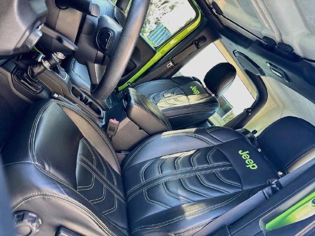 Used 2018 Jeep Wrangler Sport AWD/4WD image 19