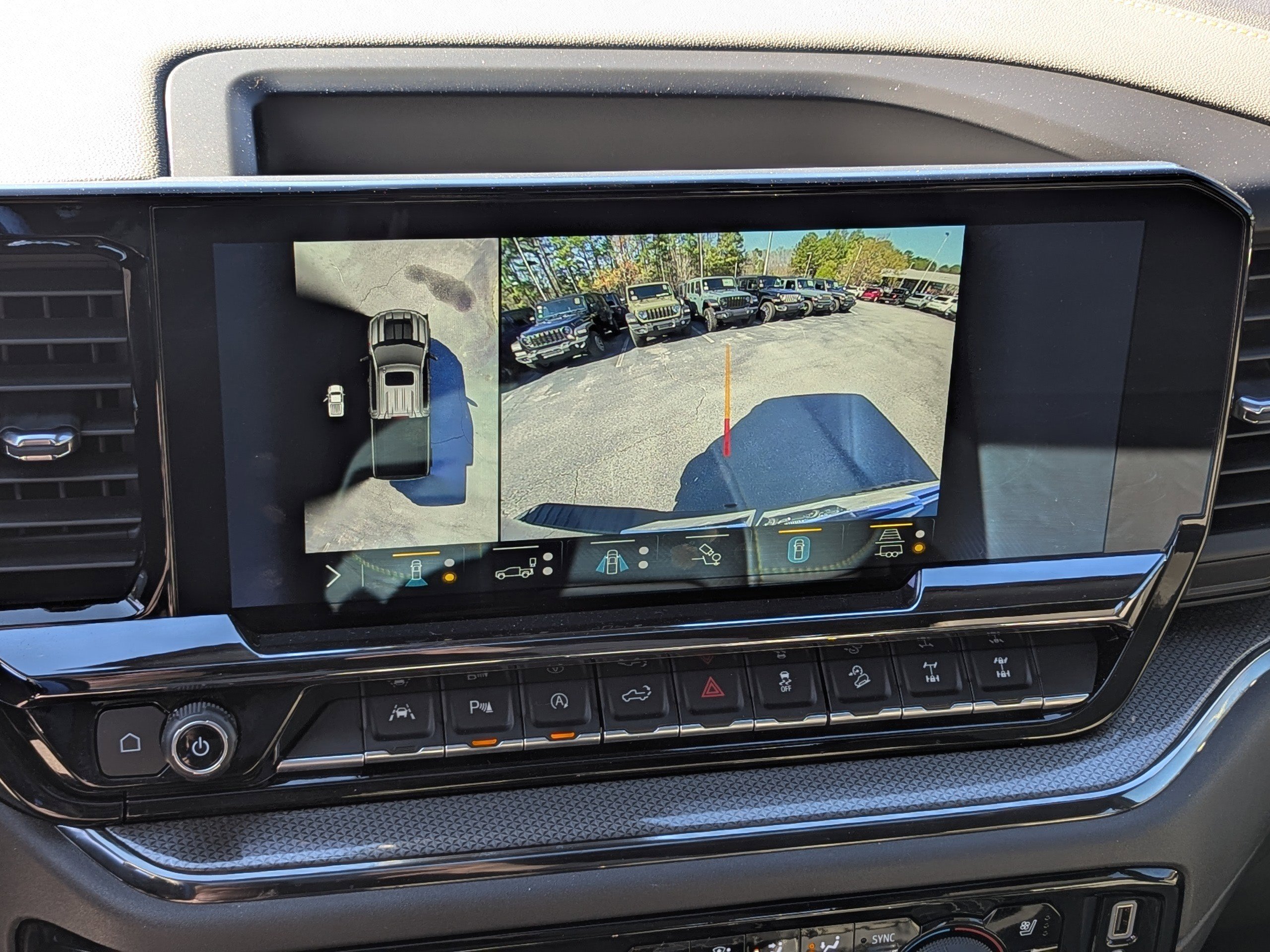 Used 2023 Chevrolet Silverado 1500 ZR2 image 23