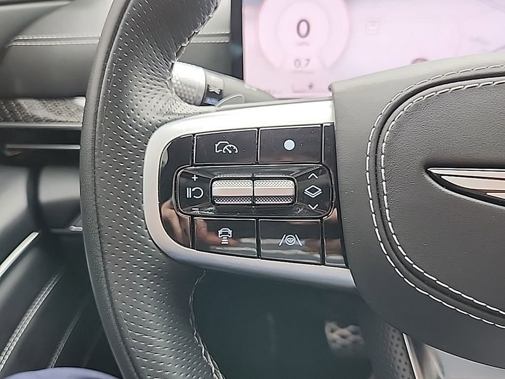 Certified 2025 Genesis GV80 3.5T e-SC image 10