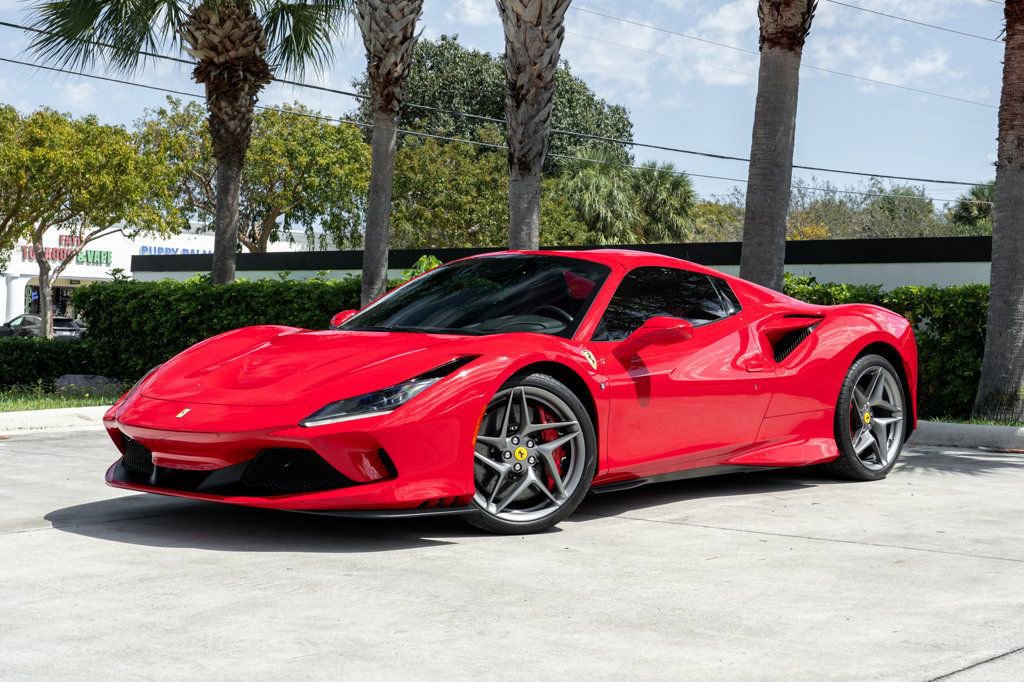 Used 2022 Ferrari F8 Tributo image 2