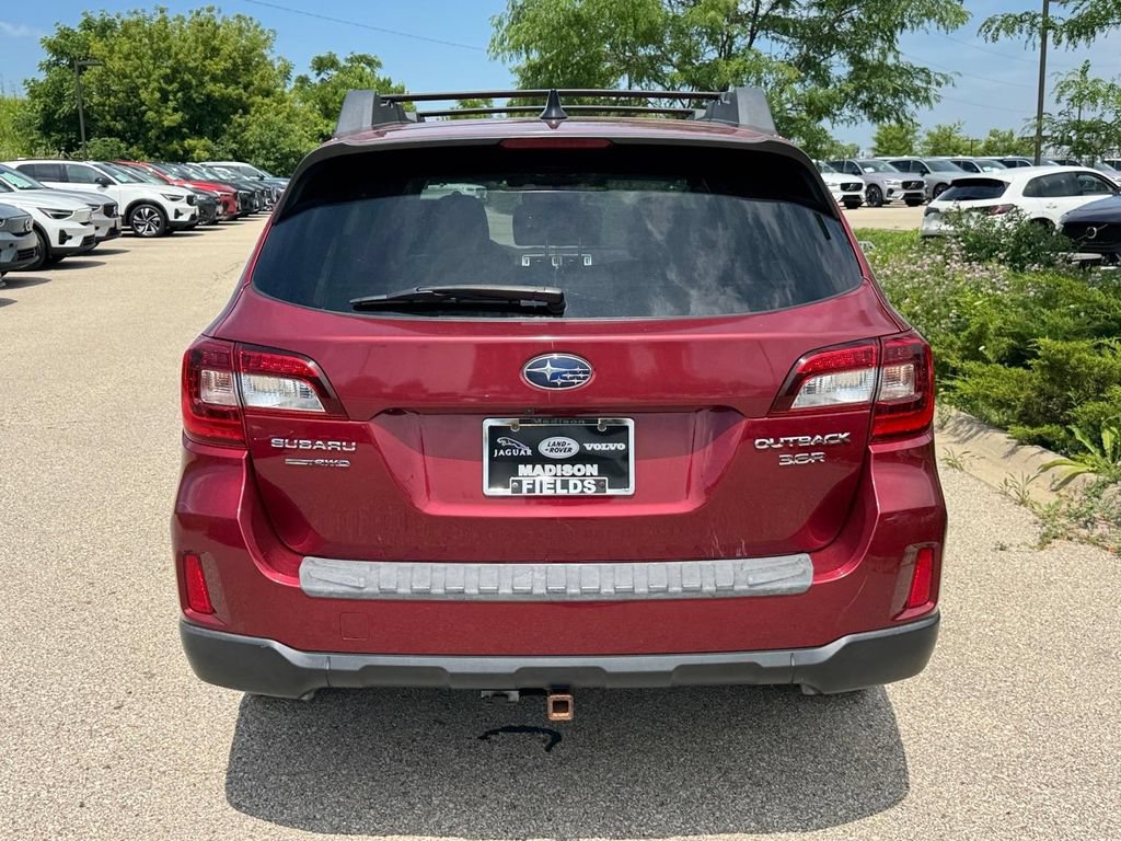 Used 2016 Subaru Outback 3.6R Limited AWD/4WD image 3