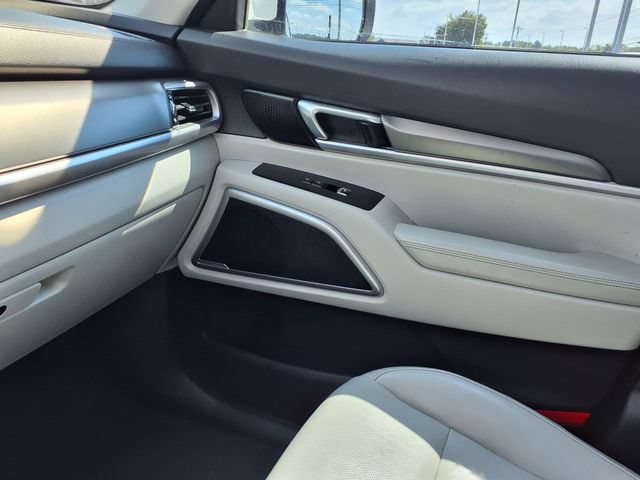 Used 2020 Kia Telluride S w/ S 8 Passenger Seating Package FWD image 8
