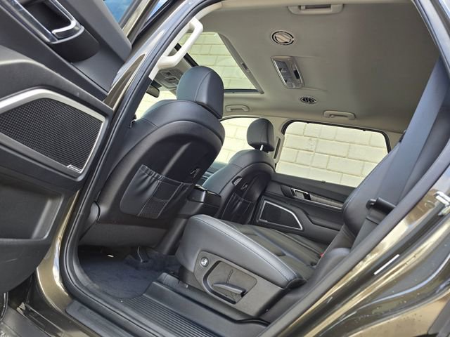 Used 2023 Kia Telluride EX image 24