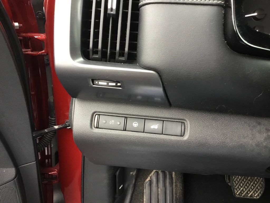 Used 2023 Nissan Pathfinder SL AWD/4WD image 12