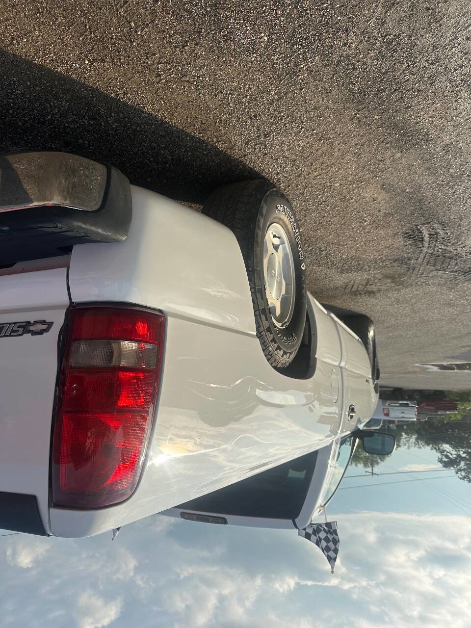 Used 2000 Chevrolet Silverado 1500 LS image 4