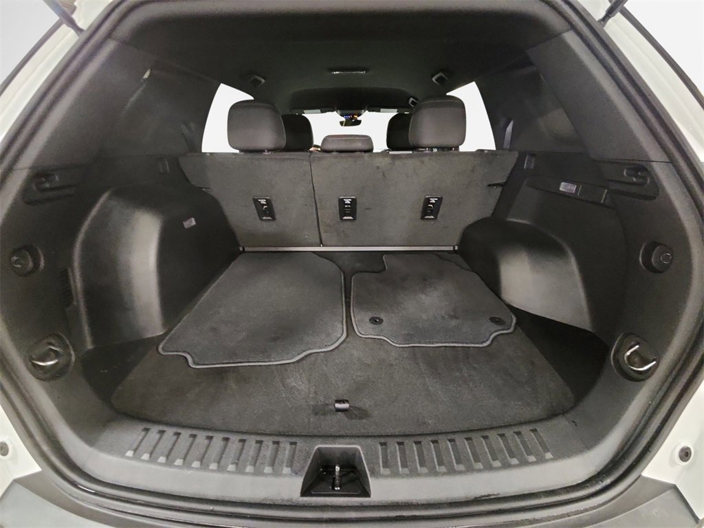 Certified 2025 Chevrolet Equinox LT w/ Safety and Technology Package image 25