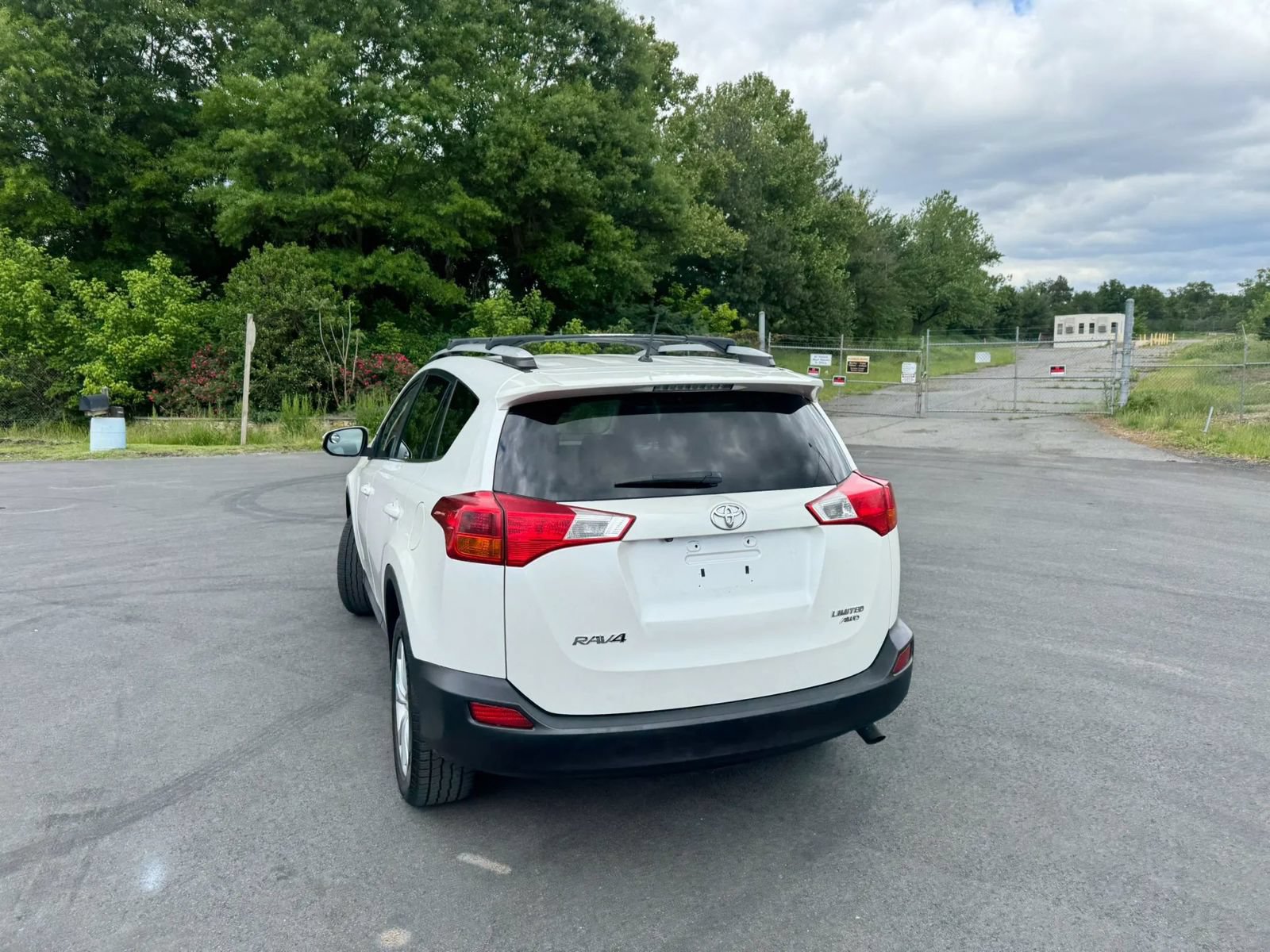 Used 2013 Toyota RAV4 Limited AWD/4WD image 26