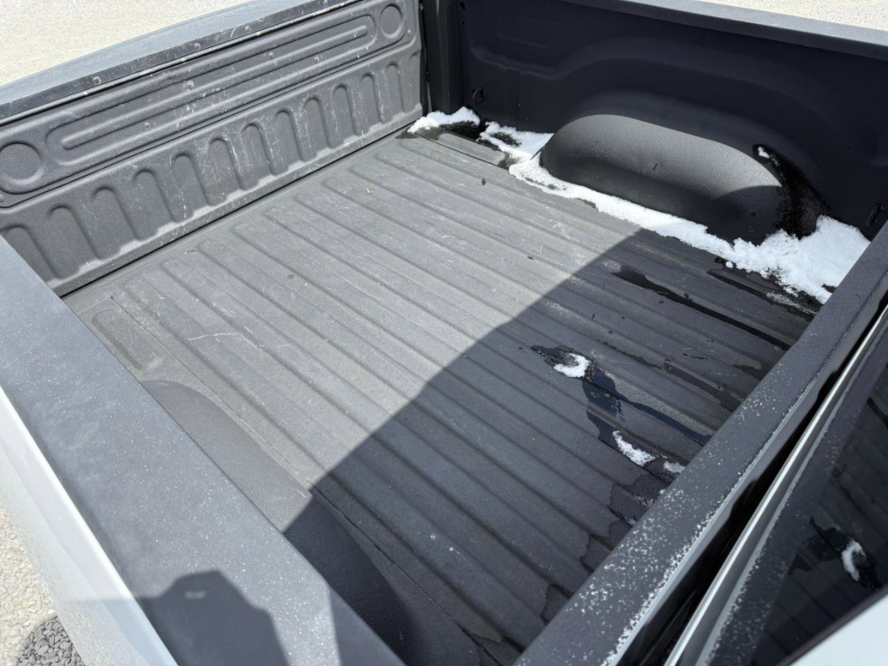 Used 2016 RAM 1500 Laramie w/ Convenience Group image 9