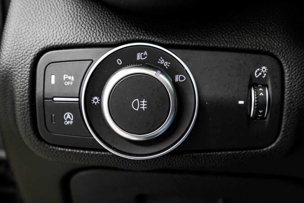 Used 2023 Alfa Romeo Giulia Veloce image 43