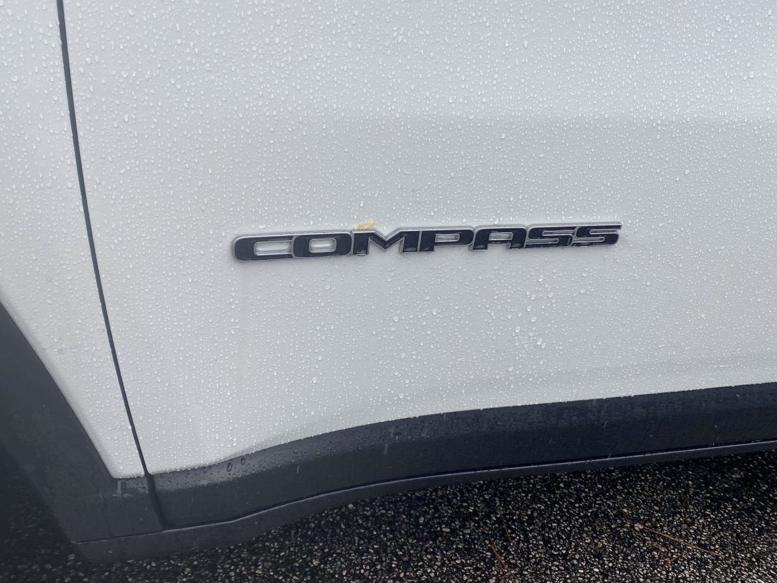 Certified 2024 Jeep Compass Limited image 24