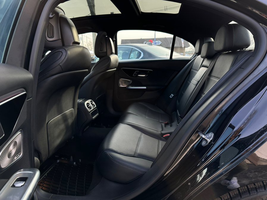 Used 2022 Mercedes-Benz C 300 4MATIC Sedan image 21